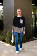 Load image into Gallery viewer, Two Tone Mixed Print Sweater
