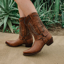 Load image into Gallery viewer, Women's Harness Boots | Brown Leather Harness Boots (M50039)
