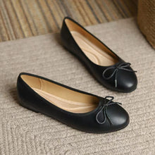 Load image into Gallery viewer, Women's Classic Egg-Roll Edge Slip-On Flats – Chanel-Inspired Round Toe Pumps
