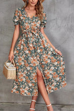Load image into Gallery viewer, Floral Dress with Slit
