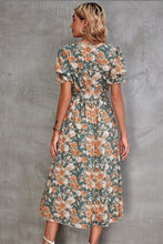 Load image into Gallery viewer, Floral Dress with Slit
