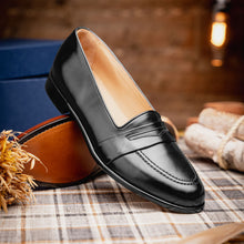 Load image into Gallery viewer, 15-203-BLK SAVANNAH Calfskin Penny Loafer, Black

