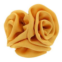 Load image into Gallery viewer, Vittorio Vico Men's Formal Trio Cluster Flower Lapel Pin
