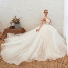 Load image into Gallery viewer, Starry Sky Luxury ig Tail Is Thin Baeakless Dream Master Wedding Dress

