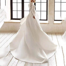 Load image into Gallery viewer, Ladies Style White Dress Satin Surface Was Thin And High French Temperament Dress Long Skirt
