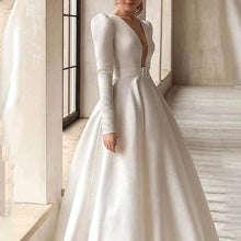Load image into Gallery viewer, Ladies Style White Dress Satin Surface Was Thin And High French Temperament Dress Long Skirt
