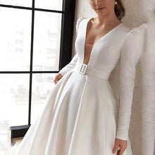Load image into Gallery viewer, Ladies Style White Dress Satin Surface Was Thin And High French Temperament Dress Long Skirt
