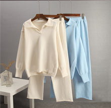 Load image into Gallery viewer, Solid Color Lapel Sweater Set for Women
