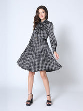 Load image into Gallery viewer, Gracia Dress D34817
