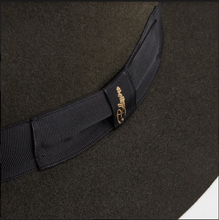 Load image into Gallery viewer, Jones - Olive green

