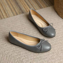 Load image into Gallery viewer, Women's Classic Egg-Roll Edge Slip-On Flats – Chanel-Inspired Round Toe Pumps
