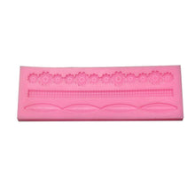 Load image into Gallery viewer, 1pcs Cake Fondant Silicone Mold Lace Flower Cake Border Sugarcraft Pastry Mold Bakeware Kitchen Baking Decorating Tool Silicone Fondant Cake Decoration Mould Round Pearls Bubbles Molds Rope Bead Border Mold Chain Mold Gum Pastry Sugar Craft Chocolate Clay
