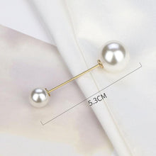 Load image into Gallery viewer, 1pcs Fashion Pearl Fixed Strap Charm Safety Pin Sweater Cardigan Clip Brooches Rhinestone Metal Jewelry Sweater Shawl Clips Faux Crystal and Pearl Pins for Fixing on Sweaters
