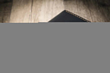 Load image into Gallery viewer, The Tyler Vertical Wallet - Black
