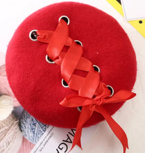 Load image into Gallery viewer, RIBBON BERETS
