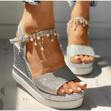 Load image into Gallery viewer, 2021 New Women Summer Sandals Studded Detail Luxury Shine Design Casual Womens Shoes
