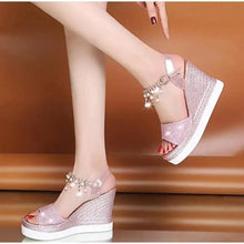 Load image into Gallery viewer, 2021 New Women Summer Sandals Studded Detail Luxury Shine Design Casual Womens Shoes
