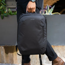 Load image into Gallery viewer, The Commuter - Stealth
