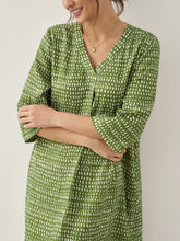 Load image into Gallery viewer, 100% Linen V-Neck Dot Midi Dress LIRA
