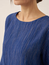 Load image into Gallery viewer, 100% Linen Round Neck Artistic Stripe Top FLORENCE
