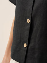 Load image into Gallery viewer, 100% Linen Button-Up Short Sleeve Shirt ORENDA
