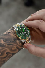 Load image into Gallery viewer, Mod Submariner Two-Tone Gold Green
