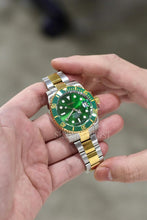 Load image into Gallery viewer, Mod Submariner Two-Tone Gold Green
