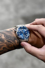 Load image into Gallery viewer, Mod Seamaster Silver Blue
