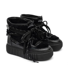 Load image into Gallery viewer, Noir Urban Shearling Boot
