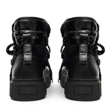 Load image into Gallery viewer, Noir Urban Shearling Boot

