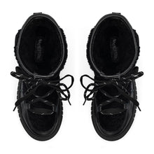 Load image into Gallery viewer, Noir Urban Shearling Boot
