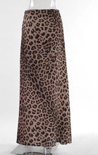 Load image into Gallery viewer, Leopard print maxi skirt
