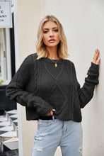Load image into Gallery viewer, Cable knit cropped sweater
