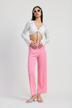 Load image into Gallery viewer, LONG SLEEVE FRONT CINCH TIE TOP
