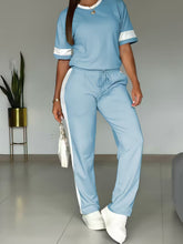 Load image into Gallery viewer, Women's Color-Block Contrast 2-Piece Outfit – Top &amp; Pants Set
