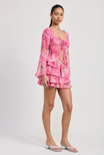 Load image into Gallery viewer, LONG SLEEVE FLARED TOP
