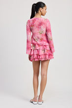 Load image into Gallery viewer, LONG SLEEVE FLARED TOP
