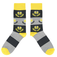 Load image into Gallery viewer, Yellow Grey Beer Mug Men&#39;s Dress Socks
