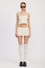 Load image into Gallery viewer, BUTTON UP SLEEVELSS TOP
