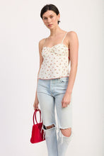 Load image into Gallery viewer, FLORAL SWEETHEART CAMI TOP
