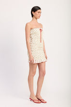 Load image into Gallery viewer, FLORAL SMOCKED TUBE DRESS
