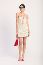 Load image into Gallery viewer, FLORAL SMOCKED TUBE DRESS
