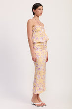 Load image into Gallery viewer, FLORAL PRINT RUCHED MIDI SKIRT
