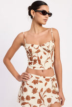 Load image into Gallery viewer, RUCHED FLORAL SWEETHEART CROP TOP
