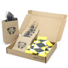 Load image into Gallery viewer, Customizable Groomsmen Gift Set Daisy Yellow Gray Argyle Men’s Dress Socks
