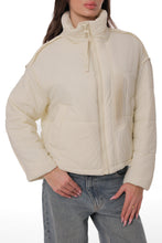 Load image into Gallery viewer, Short Lightweight Mid-Season Jacket
