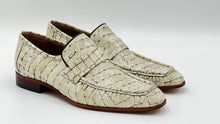 Load image into Gallery viewer, Style: 24144-Beige
