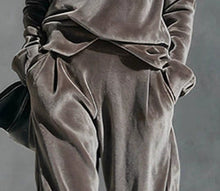 Load image into Gallery viewer, Women's Korean Velvet Long Sleeve Top &amp; Pants Set
