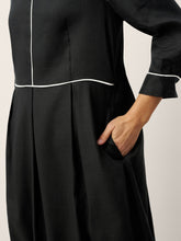 Load image into Gallery viewer, Linen-Lyocell Contrast Trim Gathered Maxi Dress NYX
