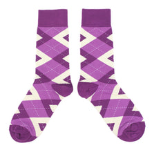 Load image into Gallery viewer, Raspberry Argyle Men's Dress Socks
